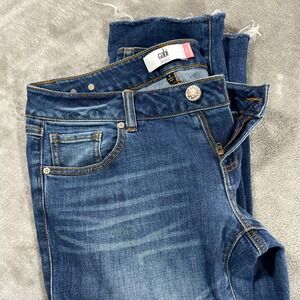 Cabi Jeans Slim Boyfriend Women 4 Blue Patchwork Raw‎ Hem Denim Pants